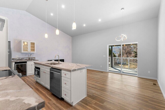 Photo - 544-548 N Colorado Ave Apartment Unit 548 N Colorado Ave