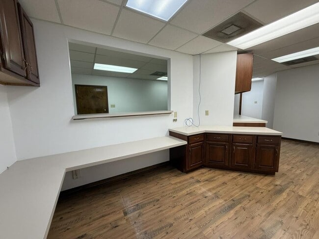 Building Photo - 4323 Division Street