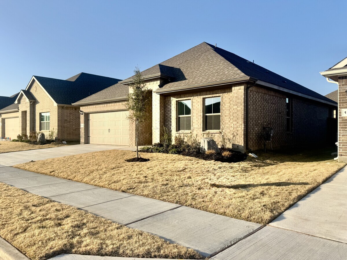 Photo - 1210 Rockwater Dr