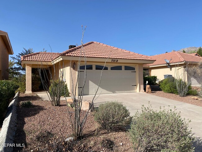 Photo - 715 Espada Dr House