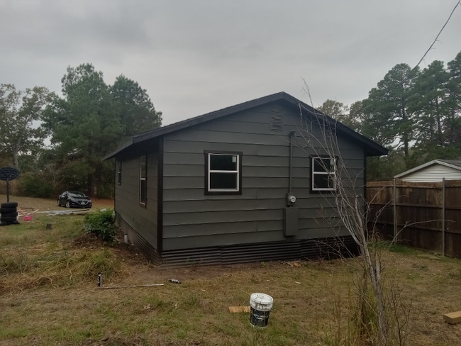 Photo - 8619 Ridge Rd