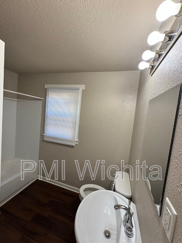 Photo - 2564 N Wellington Pl