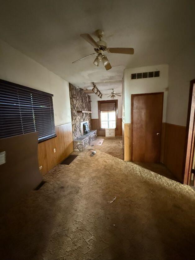 Photo - 989 W Packard St