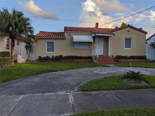 Building Photo - 4605 SW 1st St Rental