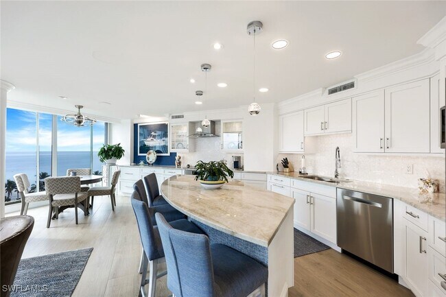 Photo - 4041 Gulf Shore Blvd N Unidad 902