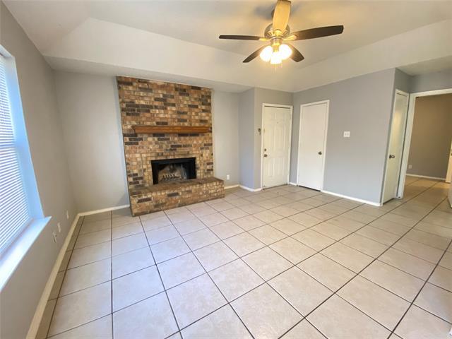 Photo - 1730 Justin Lyn St