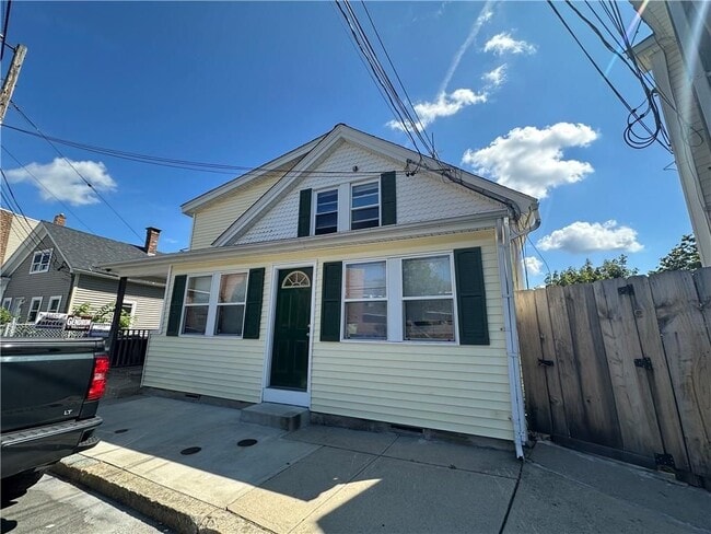 177 Boyden St Unit 2
