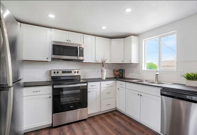 Photo - Jackson St Home Unit 1