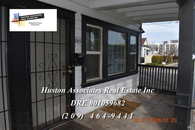 Photo - 845 N Lincoln St