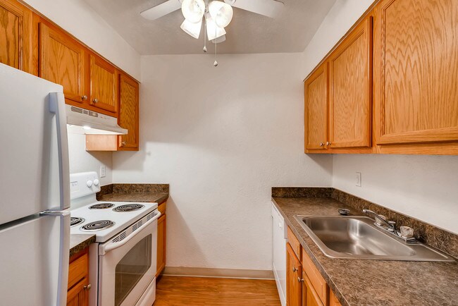 Cavalier Club Apartments