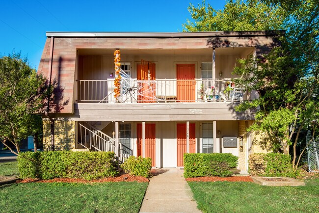 Photo - 1328 S Henderson St Unit 1