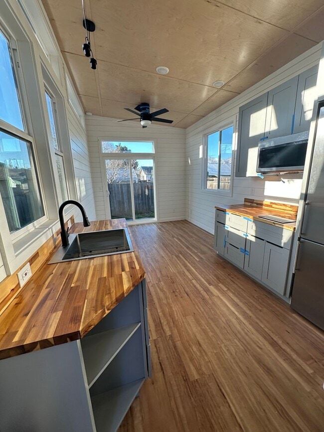 Photo - 631 Jackson St Unit 631 Jackson Street #B