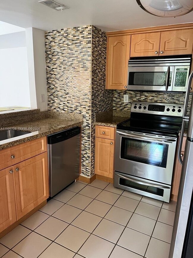 Photo - 365 NW 85th Ct