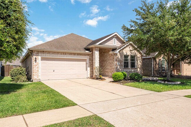 Photo - 21211 Mandarin Glen Cir