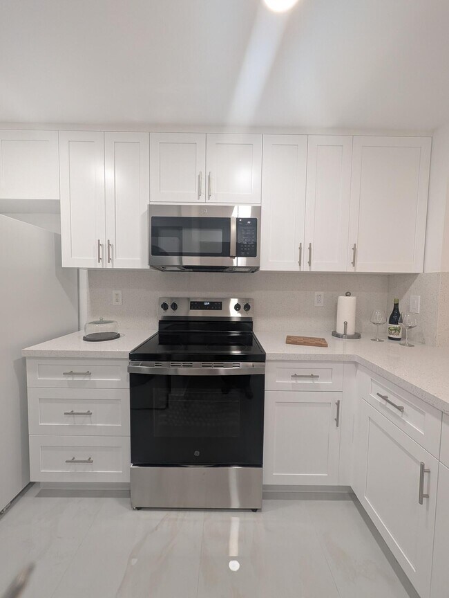 Photo - 10317 NW 9th St Unit 102-9