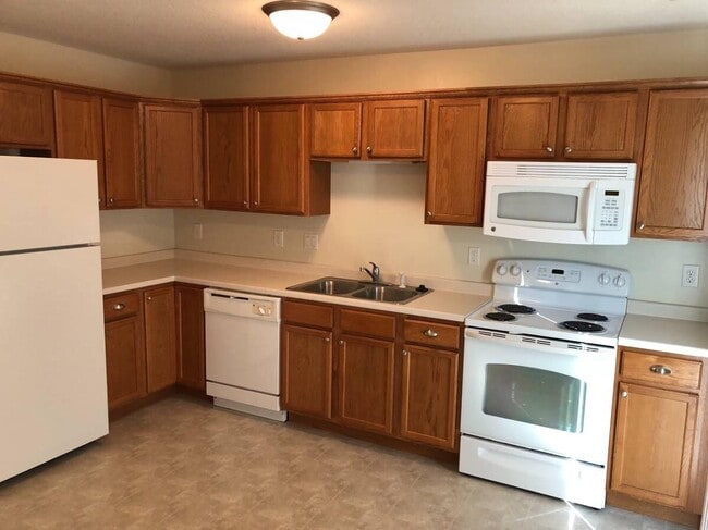 Photo - 825 Parker Blvd