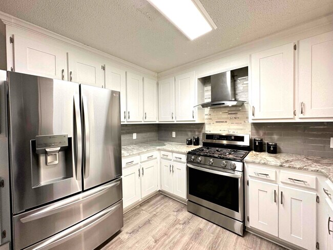 Photo - 1750 Dailey Terrace NW