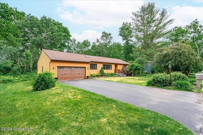 Photo - 17 Conver Dr