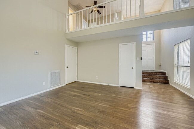 Photo - 1322 Jasmine Dr