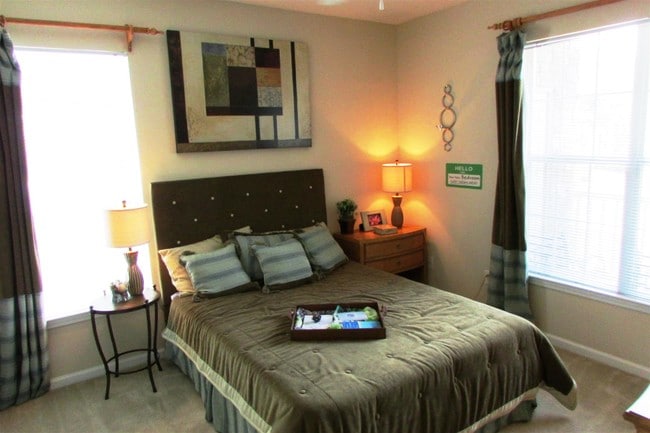 Photo - Longwood Vista