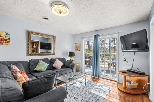 Building Photo - 4 Bed/2 Bath Furnished Single Family Home in Surfside 1 Mile to the Beach By Golf Cart!