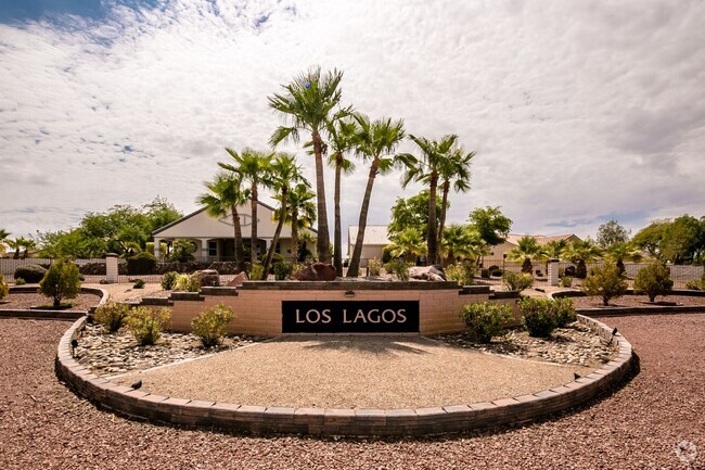 Building Photo - Gated Los Lagos Home