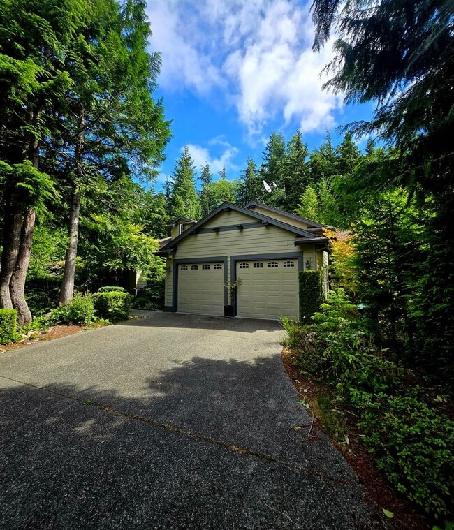 Photo - ***PENDING APPLICATION***2 Bed, 2 Bath with Den and Detached Casita For Rent in Port Ludlow!