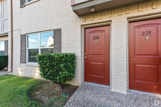 Building Photo - 1701 Upland Dr Unit 226 Rental