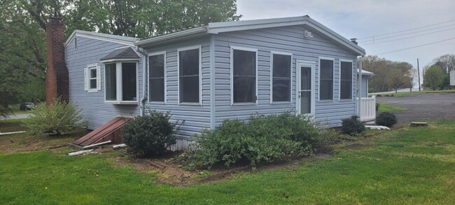 Photo - 300 Quinton-Marlboro Rd