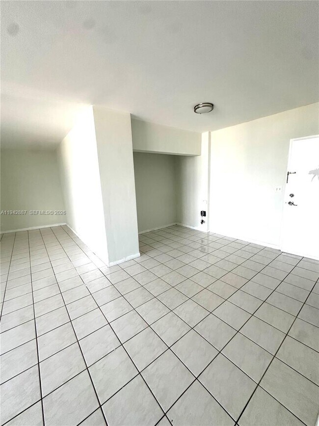 Photo - 7441 Wayne Ave Unit 10G