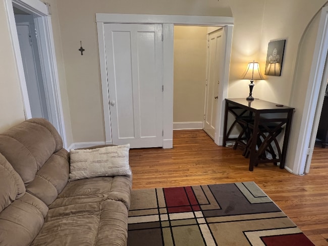 Photo - 5354 Murdoch Ave Unidad M1