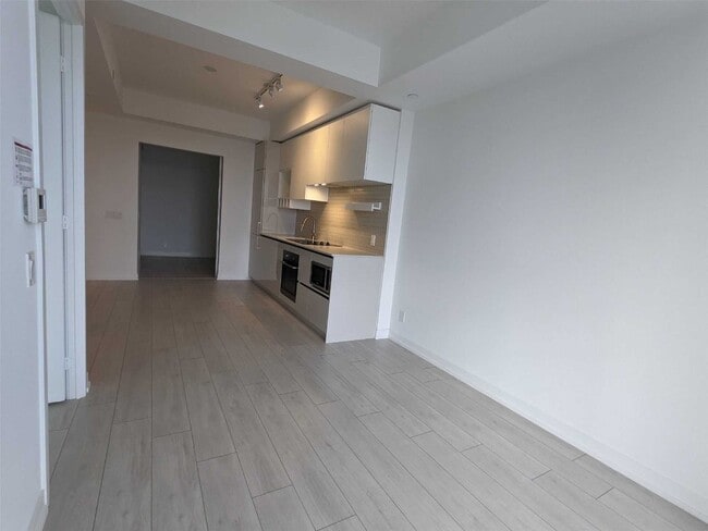 Photo - 950 Portage Pkwy Unit 609