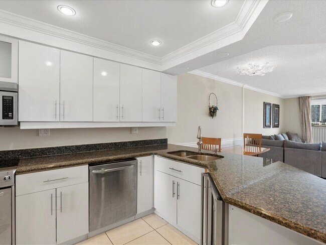 Photo - 18260 N Bay Rd Unit 304