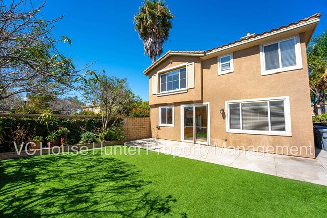 Photo - 4 Bedroom 2.5 Bath in Oxnard