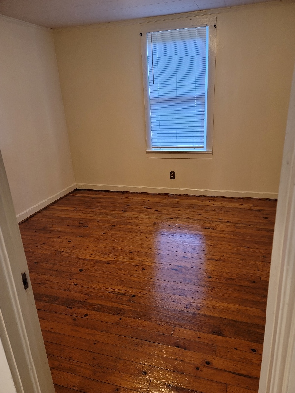 Photo - 312 Creps St