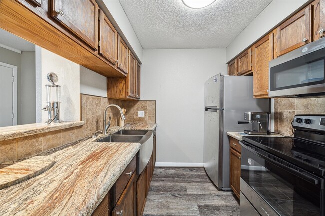 Photo - 1516 Bay Area Blvd Unit L8