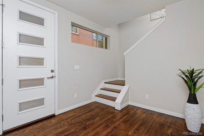 Photo - 2180 S Josephine St