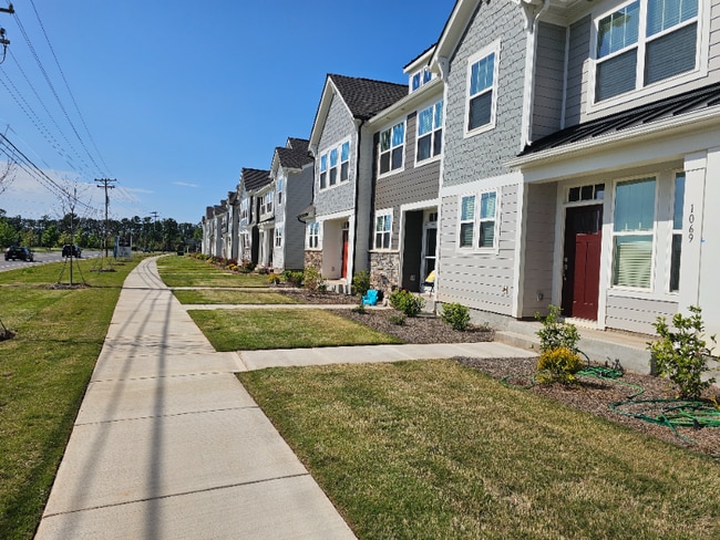 Photo - 1071 S Point Rd