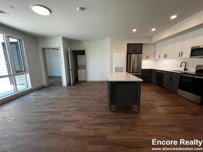 Photo - 80 Rugg Rd Unit B2