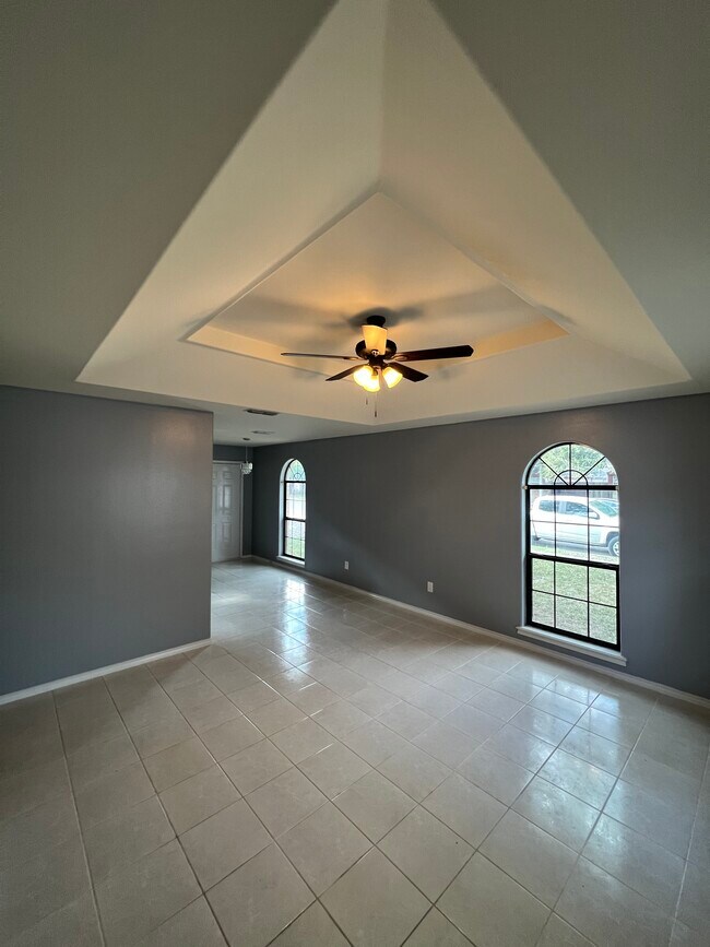 Photo - 1406 Acme Ln Unit 4