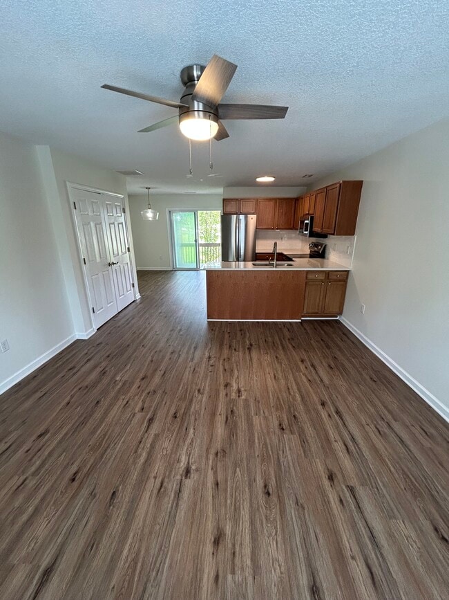Photo - 53 Meadow Glen Ct