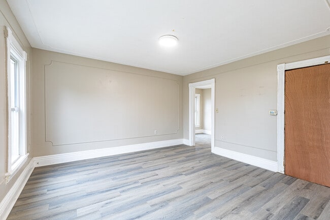 Building Photo - 25 Wabash St Unit 2