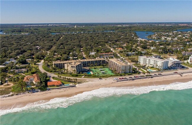 Building Photo - Amazing Ocean Views - Seasonal or Annual Rental