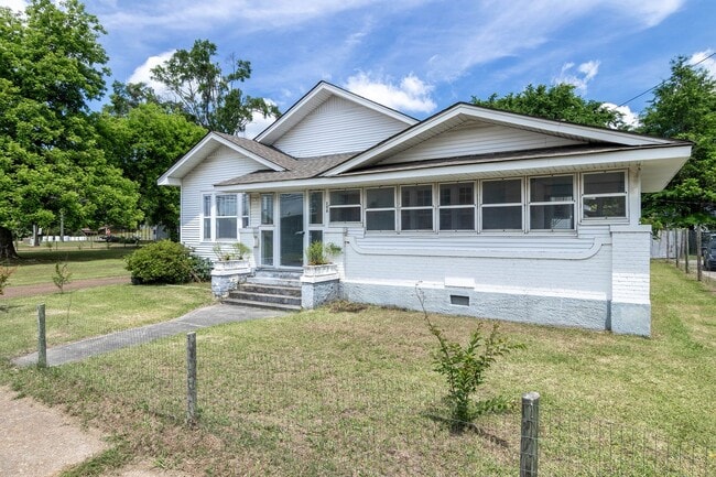 Photo - 108 Blount St