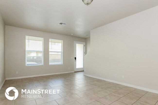 Photo - 2000 N 36th St