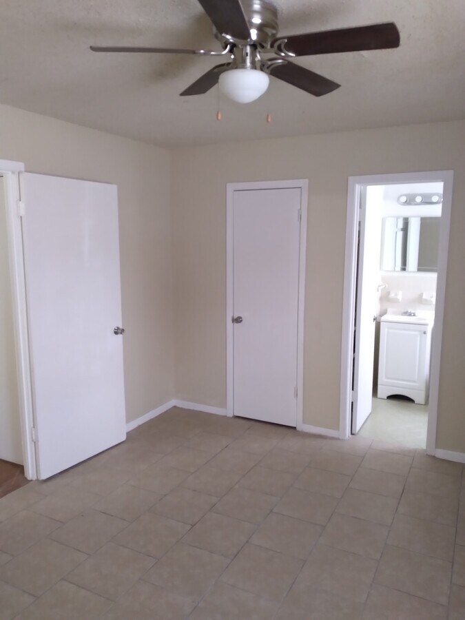 Photo - College Park Apartment Unit 1203-105