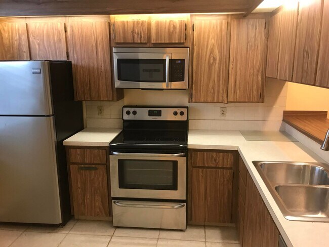 Photo - 3826 Whitehall Dr Unidad 304