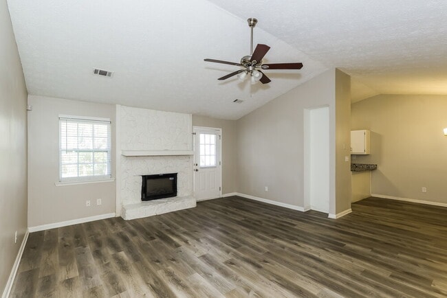 Photo - 9185 Sunset Dr