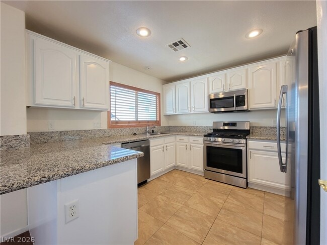 Building Photo - 6360 Eldorado Pines Ave