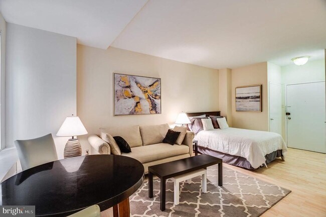 Photo - 1021 Arlington Blvd Unit 335